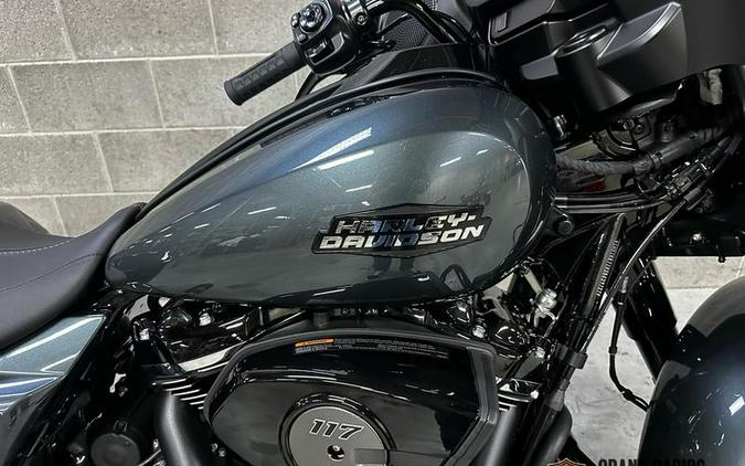 2025 Harley-Davidson® FLHX - Street Glide®