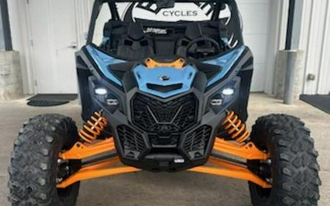 2026 Can-Am® Maverick X3 RS Turbo Scandi Blue & Orange Crush