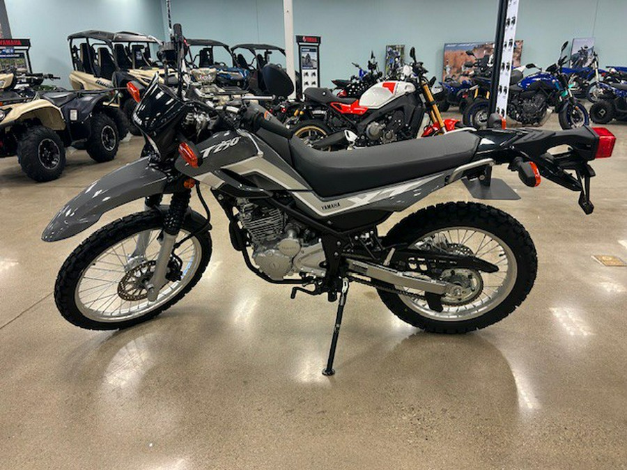 2025 Yamaha XT 250