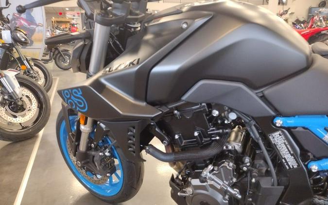 2024 Suzuki GSX 8S