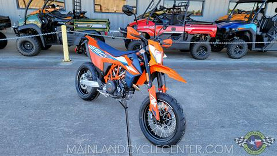 2024 KTM 690 SMC R