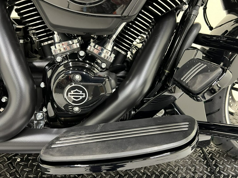 FLHX 2024 Street Glide®