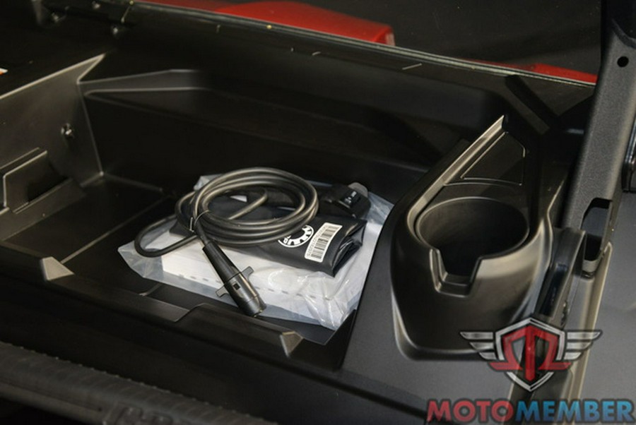 2025 Can-Am Defender MAX DPS HD10