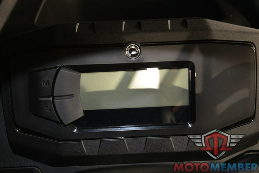 2025 Can-Am Defender MAX DPS HD10