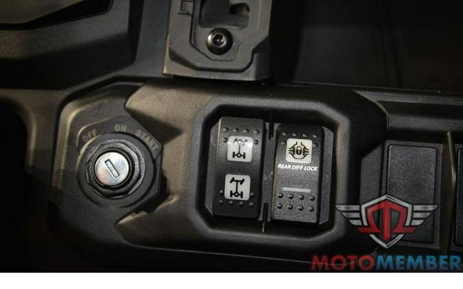 2025 Can-Am Defender MAX DPS HD10