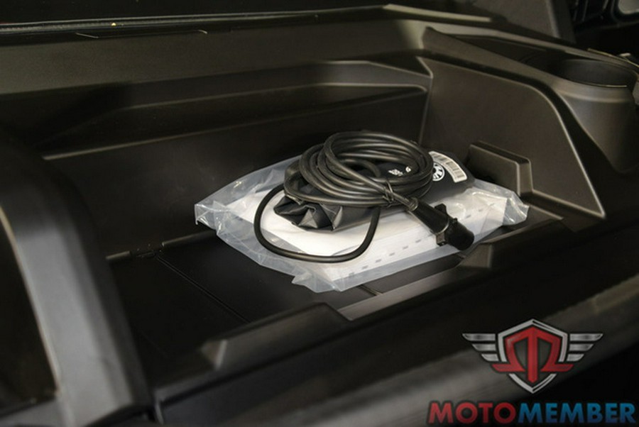 2025 Can-Am Defender MAX DPS HD10