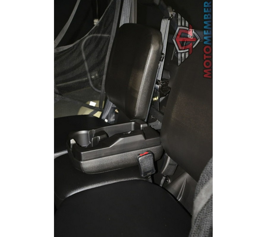 2025 Can-Am Defender MAX DPS HD10