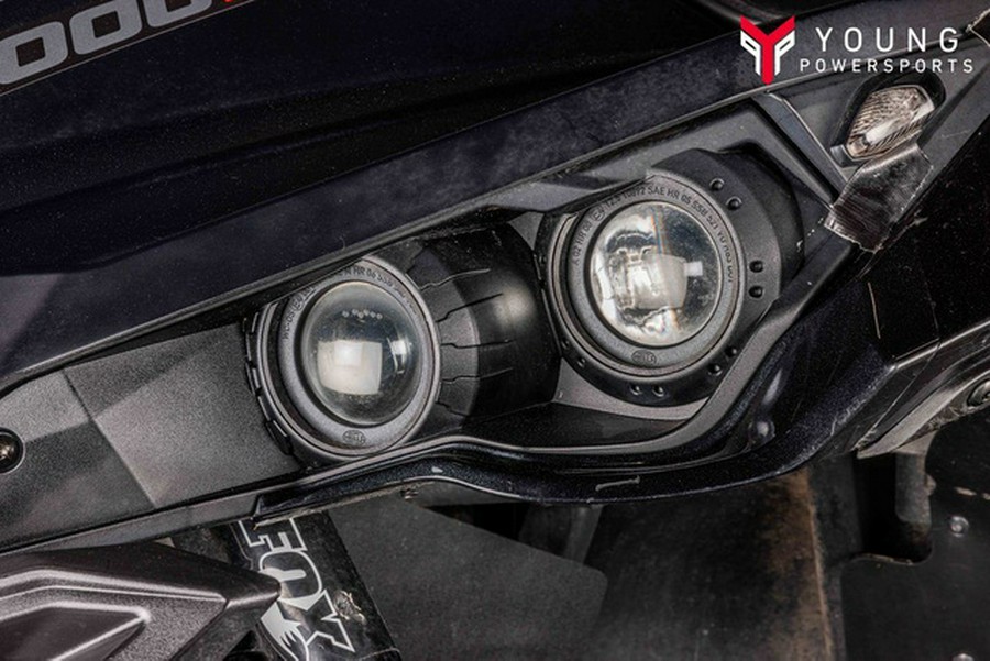 2017 Can-Am Maverick TURBO 1000R Turbo Triple Black