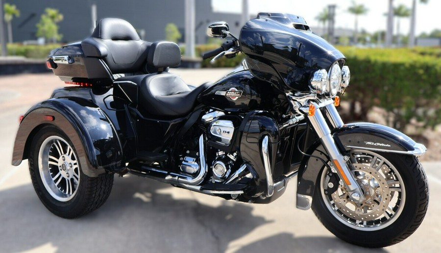 2023 Harley-Davidson Tri Glide Ultra FLHTCUTG