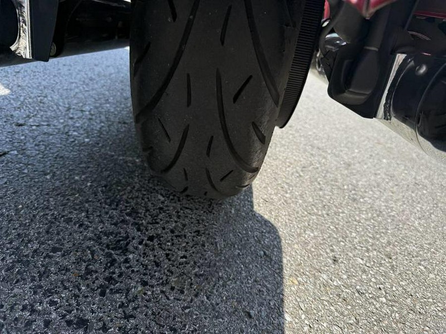 2021 Indian Motorcycle® Challenger® Limited Ruby Metallic