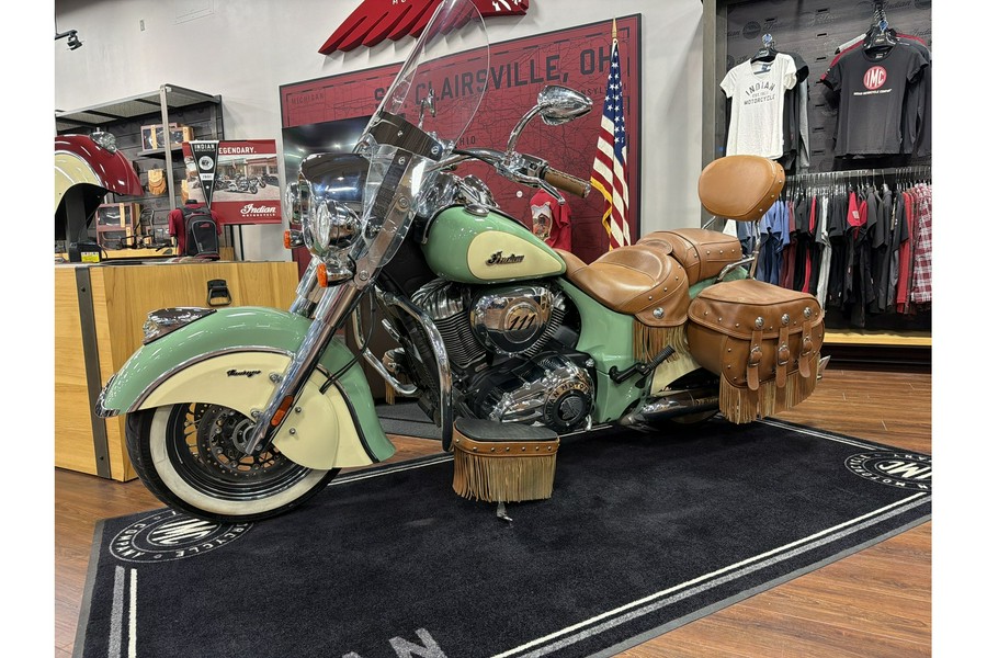 2015 Chief® Vintage - Indian Motorcycle