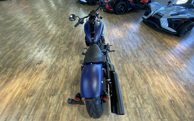 2024 Indian Motorcycle® Chief Dark Horse® Springfield Blue Smoke