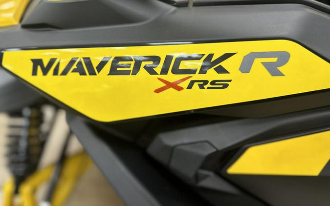 2024 Can-Am Maverick R X RS Carbon Black & Neo Yellow