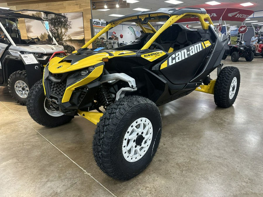 2024 Can-Am Maverick R X RS Carbon Black & Neo Yellow