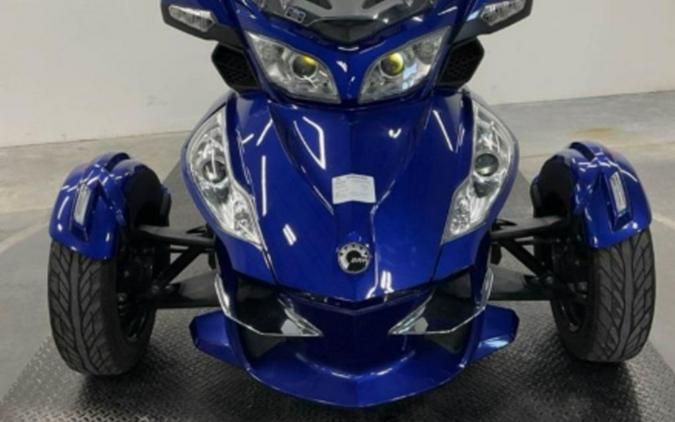 2013 Can-Am Spyder RT-S