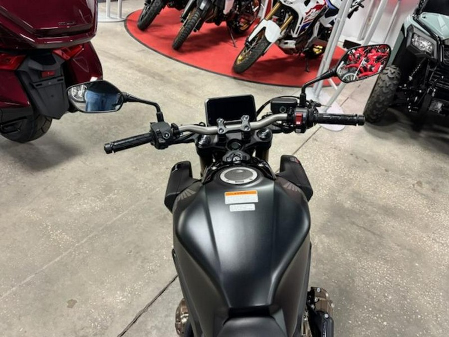 2026 Honda® CB650R E-Clutch