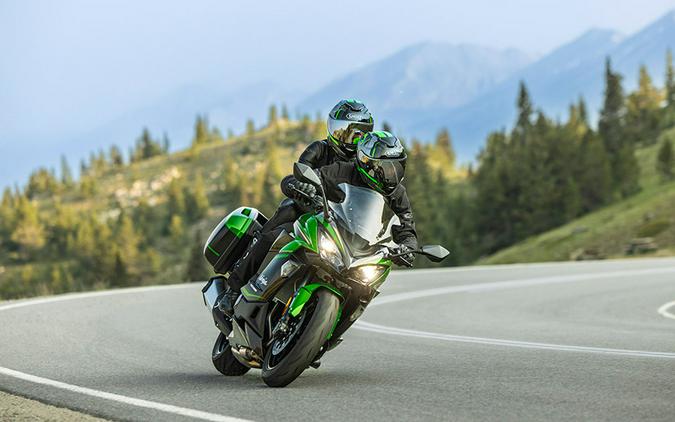 2025 Kawasaki Ninja 1100SX SE ABS