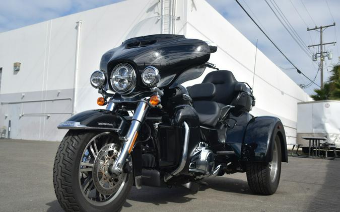 2020 FLHTCUTG Vivid Black