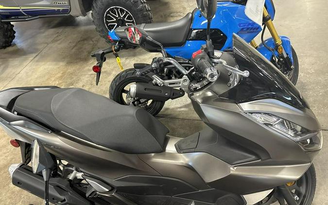 2023 Honda® ADV150