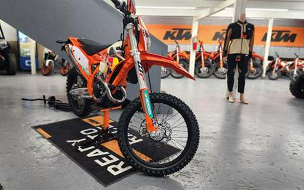 2025 KTM 350 EXC-F Champion Edition