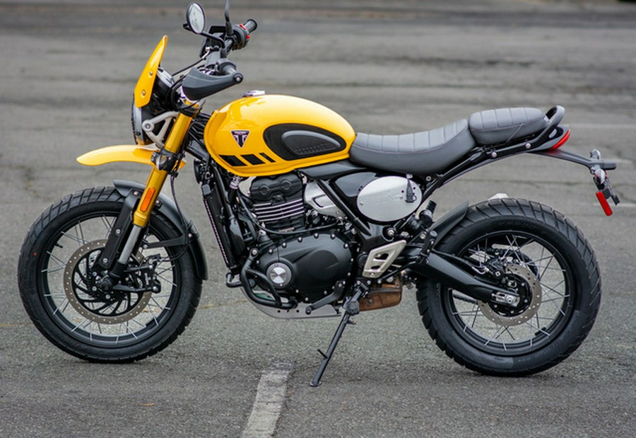 2026 Triumph Scrambler 400 XC Racing Yellow