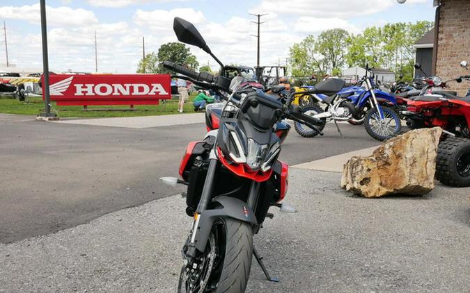 2026 Aprilia Tuono 457