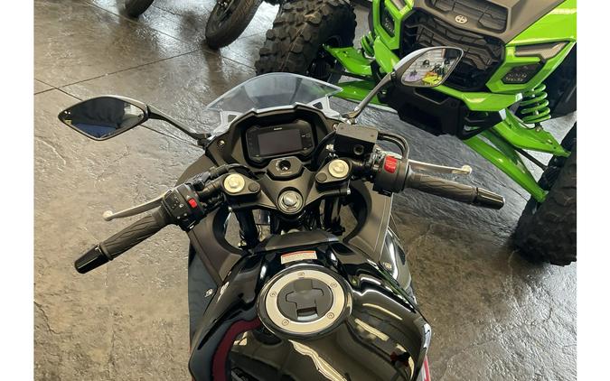 2025 Suzuki GSX 250R ABS