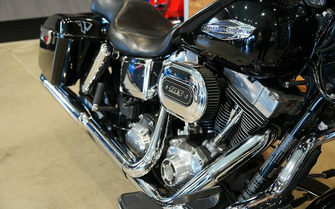 2016 Harley-Davidson FLD - Dyna Switchback