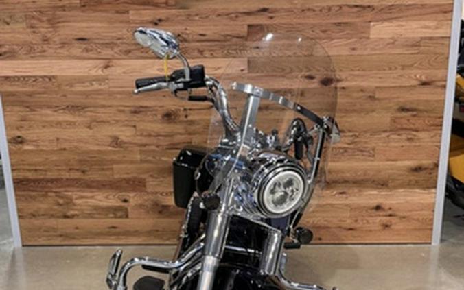 2016 Harley-Davidson FLD - Dyna Switchback