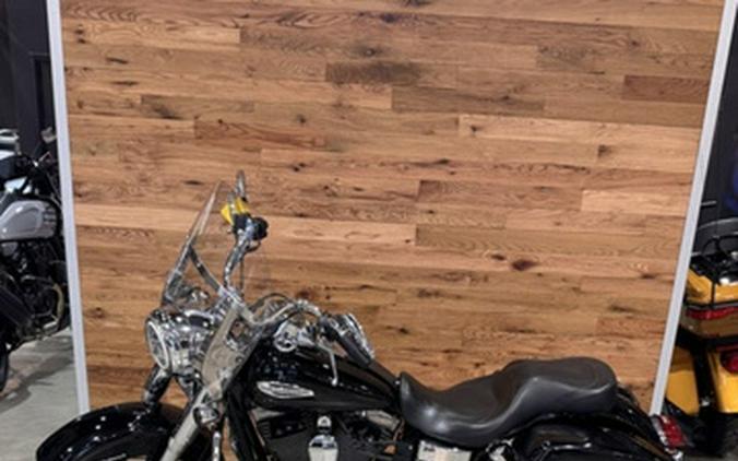 2016 Harley-Davidson FLD - Dyna Switchback