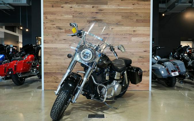 2016 Harley-Davidson FLD - Dyna Switchback