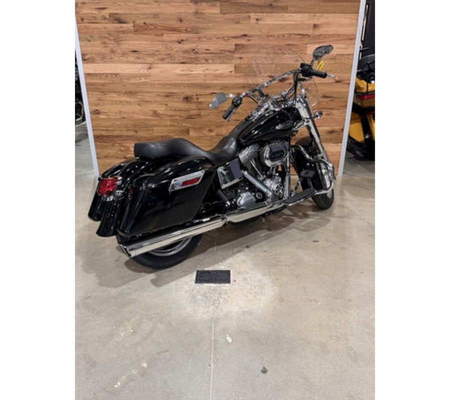 2016 Harley-Davidson FLD - Dyna Switchback