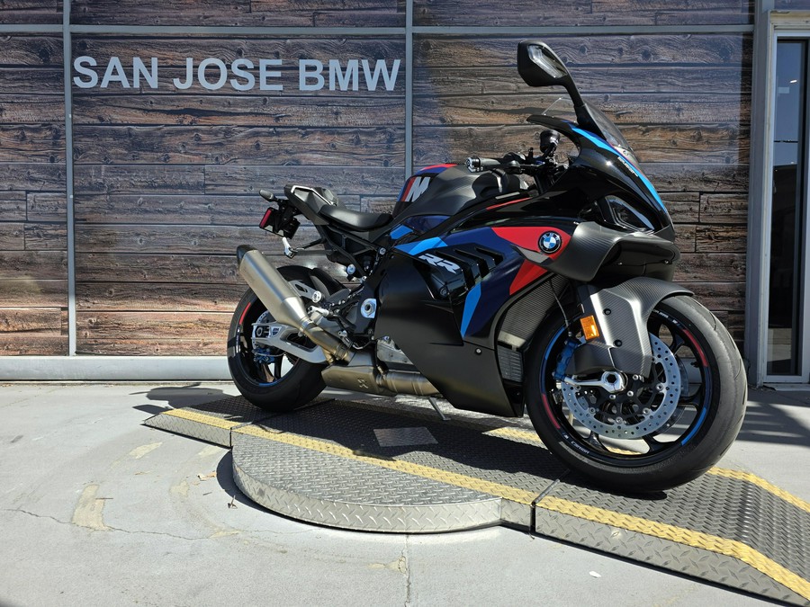 2026 BMW M 1000 RR