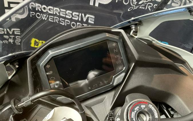 2026 Kawasaki Ninja® ZX™-4RR ABS