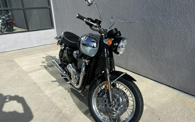 2023 Triumph Bonneville T120 Chrome Edition Meriden Blue