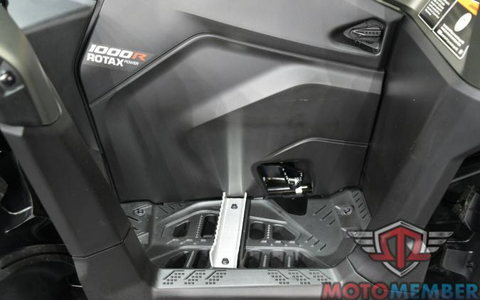 2026 Can-Am Outlander™ X mr 1000R