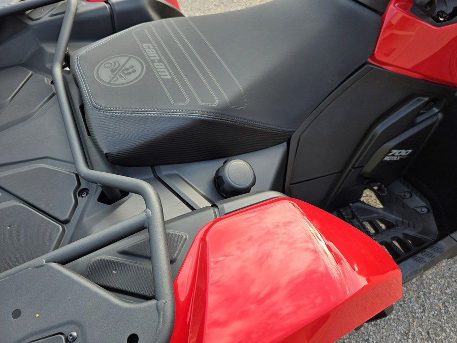 2026 Can-Am Outlander DPS 700