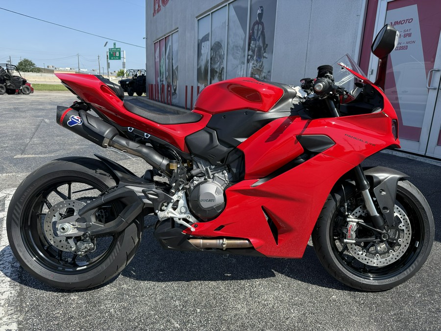 2025 Ducati Panigale V2 - 02405C