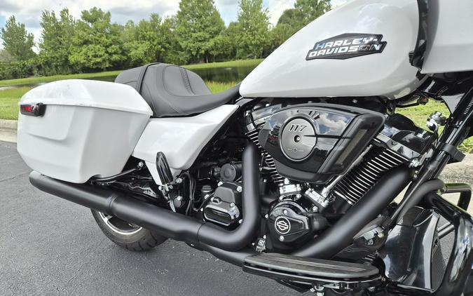 FLTRX 2025 Road Glide