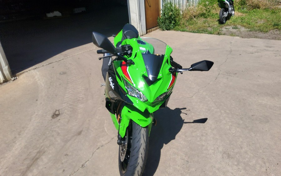 2024 Kawasaki Ninja® ZX™-4RR KRT Edition ABS