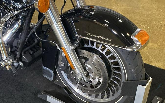 2013 Harley-Davidson FLHR - Road King