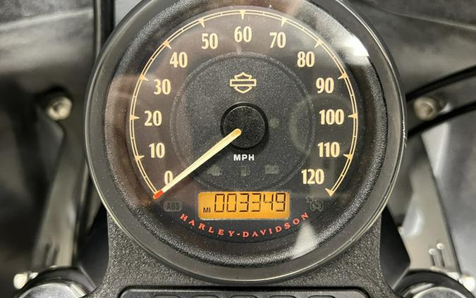 2022 Harley-Davidson Sportster 883 Iron (XL883N)