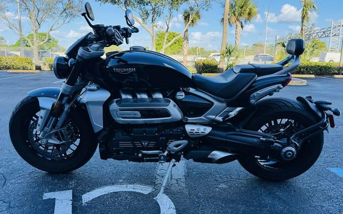 2022 Triumph Rocket 3 R Sapphire Black