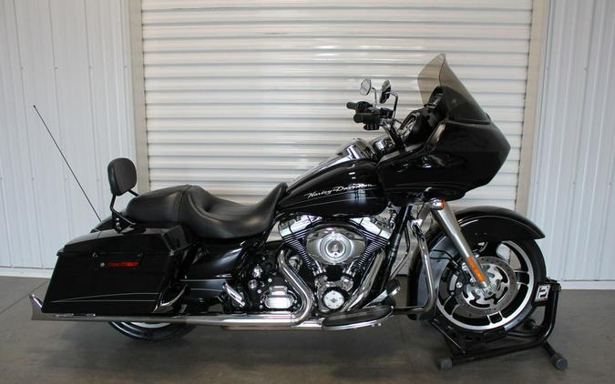 2011 Harley-Davidson® FLTRX - Road Glide® Custom