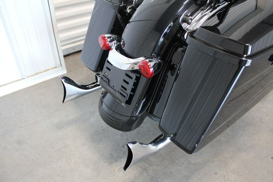 2011 Harley-Davidson® FLTRX - Road Glide® Custom