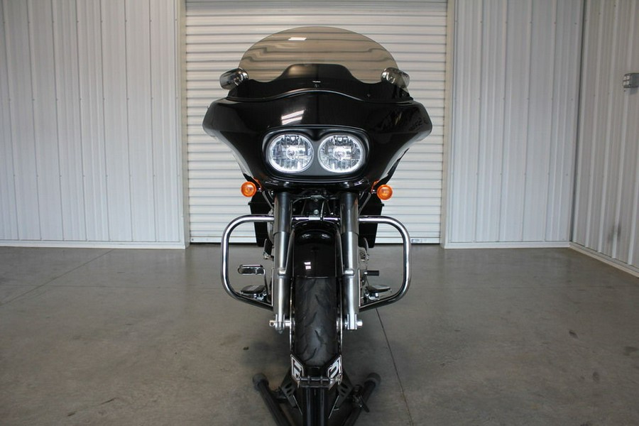 2011 Harley-Davidson® FLTRX - Road Glide® Custom