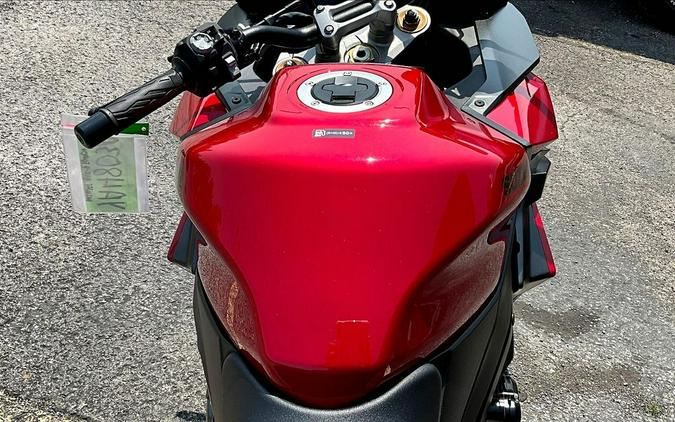 2024 Suzuki GSX-S1000GT Plus