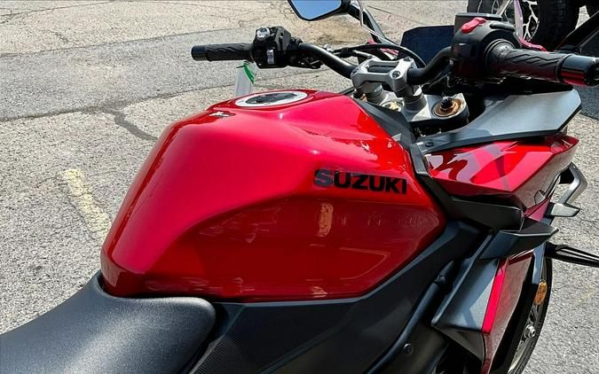 2024 Suzuki GSX-S1000GT Plus