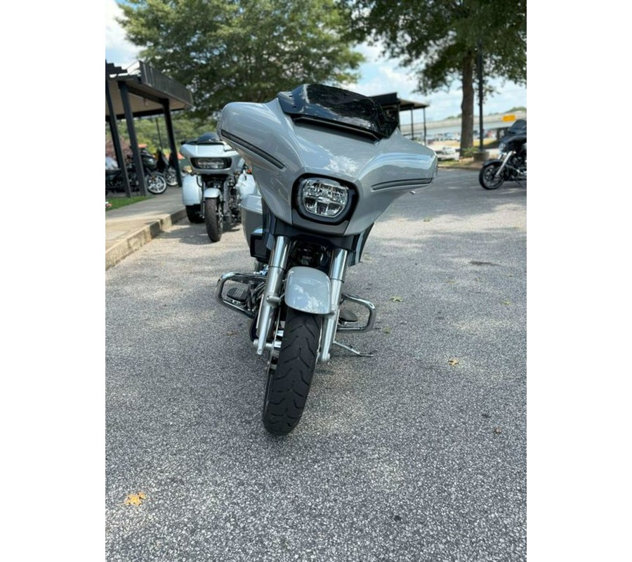 2025 Harley-Davidson® FLHX - Street Glide®