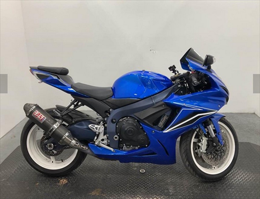 2011 Suzuki GSX-R600™